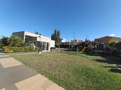 Apartamento de 2 alcobas en arriendo en Los Colegios, Rionegro, 75 m² · foto 3 de 16