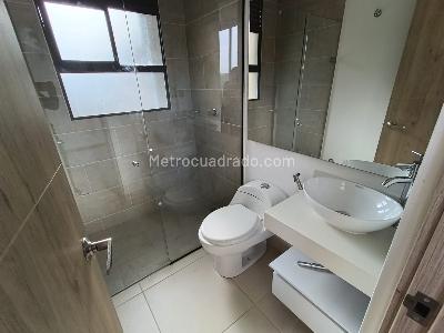 Apartamento de 3 alcobas en arriendo en Barro Blanco Rio Negro, Rionegro, 78 m² · foto 14 de 15
