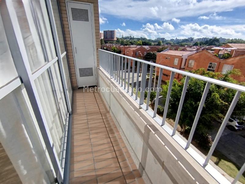 Apartamento en Arriendo, Barro Blanco Rio Negro, Rionegro - 4