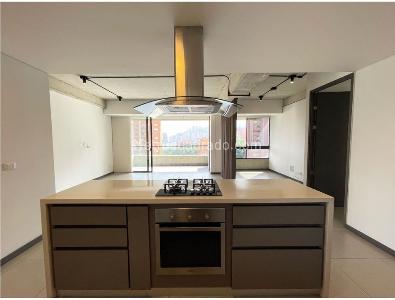 Apartamento de 2 alcobas en arriendo en Los Parras, Medellín, 120 m² · foto 11 de 12