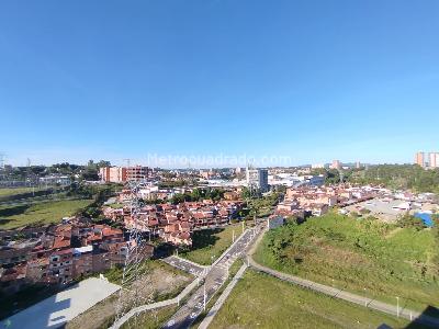 Apartamento de 2 alcobas en arriendo en El Porvenir Rio Negro, Rionegro, 74 m² · foto 6 de 14