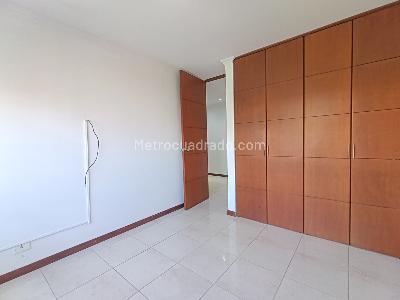 Apartamento de 3 alcobas en arriendo en Santa Maria De Los Angeles, Medellín, 150 m² · foto 5 de 17