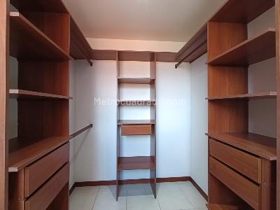 Apartamento de 3 alcobas en arriendo en Santa Maria De Los Angeles, Medellín, 150 m² · foto 10 de 17