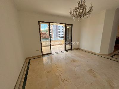 Apartamento de 3 alcobas en arriendo en Loma De Los Parra, Medellín, 208 m² · foto 19 de 20