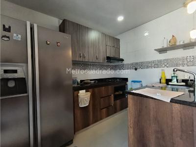 Apartamento de 2 alcobas en venta en Belen, Medellín, 73 m² · foto 10 de 20