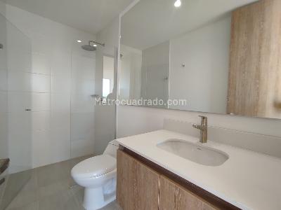 Apartamento de 2 alcobas en arriendo en El Porvenir Rio Negro, Rionegro, 89 m² · foto 6 de 15
