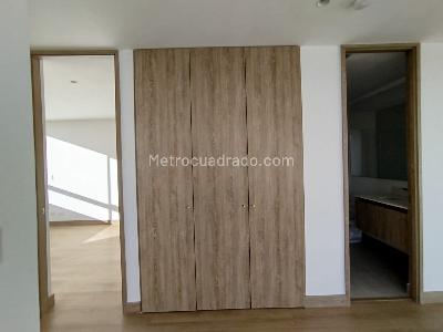 Apartamento de 2 alcobas en arriendo en El Porvenir Rio Negro, Rionegro, 89 m² · foto 13 de 15