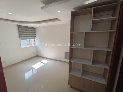 Apartamento en venta en Calasanz Parte Alta, Medellín · foto 7 de 14
