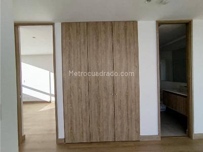 Apartamento de 2 alcobas en venta en El Porvenir, Rionegro, 89 m² · foto 9 de 12