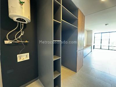 Apartaestudio en venta en Alto De Las Palmas, Medellín, 46 m² · foto 4 de 6