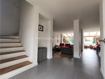 Casa de 3 alcobas en venta en San Jose De Bavaria, Bogotá, 270 m² · foto 4 de 20