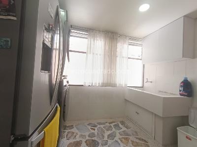 Apartamento de 4 alcobas en arriendo en Laureles Medellin, Medellín, 164 m² · foto 3 de 20