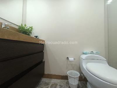Apartamento de 4 alcobas en arriendo en Laureles Medellin, Medellín, 164 m² · foto 8 de 20