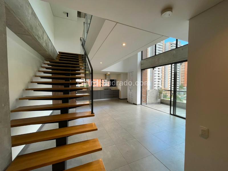 Apartamento en Arriendo, Milla De Oro, Medellín