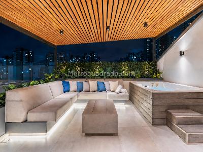 Apartamento de 4 alcobas en arriendo en Castropol, Medellín, 405 m² · foto 14 de 15