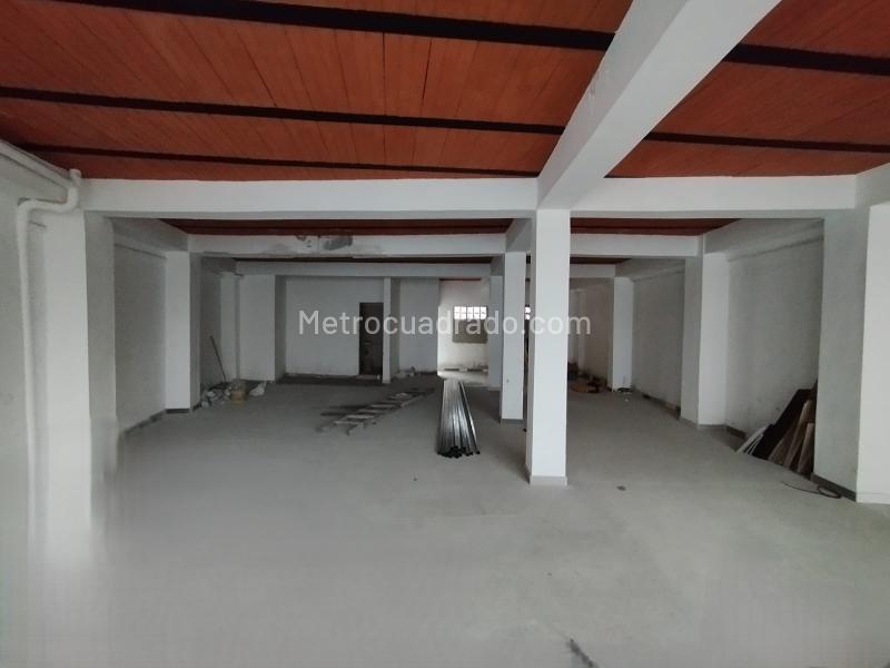 Local Comercial en Arriendo, Manchester, Bello - Vista 3