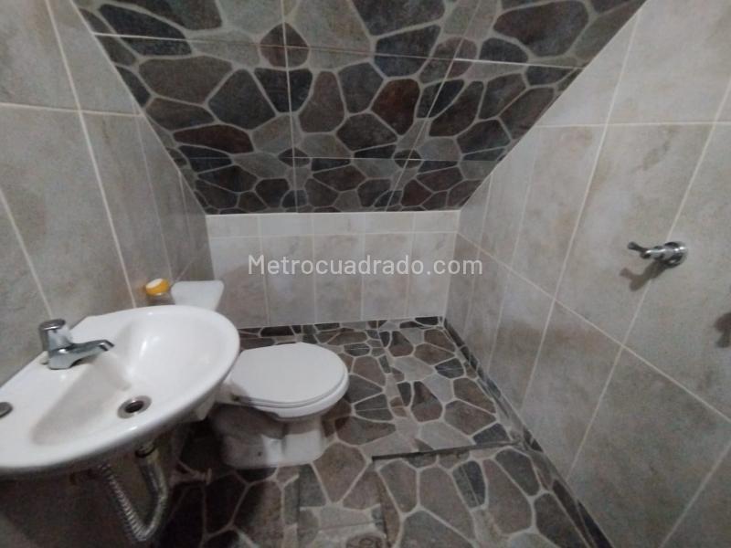 Local Comercial en Arriendo, Manchester, Bello - Vista 5
