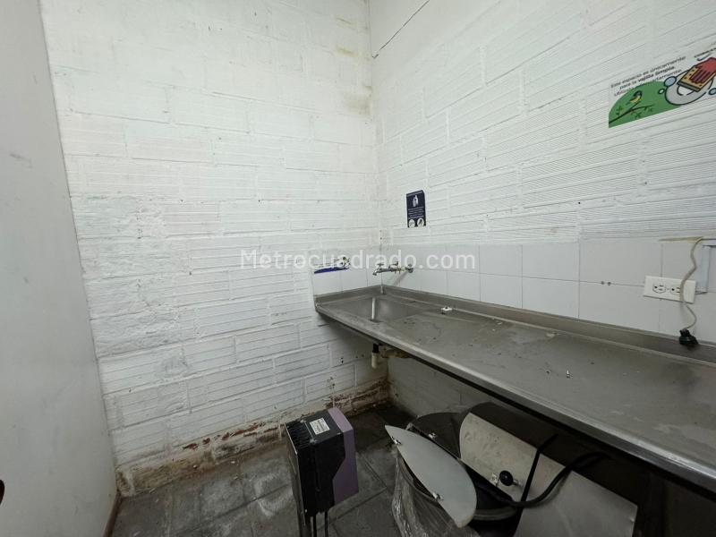 Bodega en Arriendo, Primavera Envigado, Envigado - Vista 3