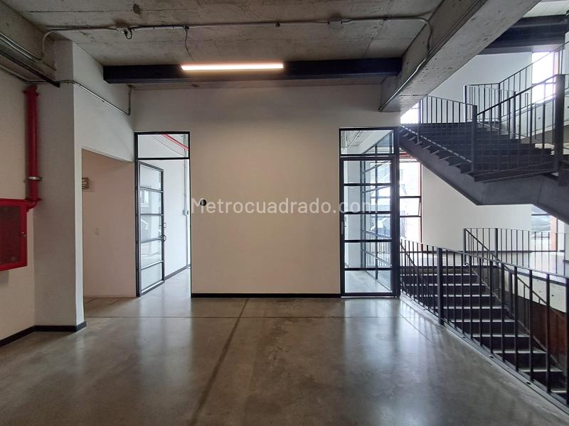 Oficina en Arriendo, Barro Blanco Rio Negro, Rionegro - Vista 2