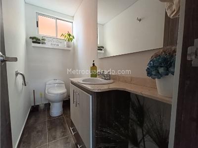 Apartamento de 3 alcobas en venta en El Chingui, Envigado, 131 m² · foto 16 de 20