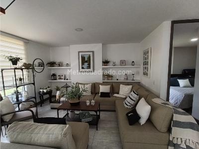 Apartamento de 3 alcobas en venta en El Chingui, Envigado, 131 m² · foto 8 de 20