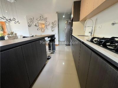 Apartamento de 3 alcobas en venta en Loma Del Escobero, Envigado, 112 m² · foto 8 de 20