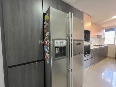 Apartamento de 3 alcobas en venta en Loma Del Escobero, Envigado, 112 m² · foto 10 de 20