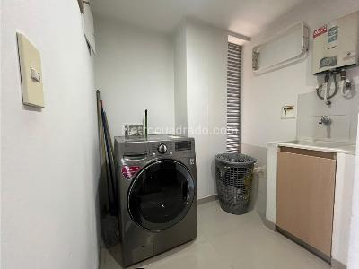 Apartamento de 3 alcobas en venta en Loma Del Escobero, Envigado, 112 m² · foto 11 de 20