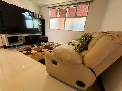 Apartamento de 3 alcobas en venta en Loma Del Escobero, Envigado, 112 m² · foto 12 de 20