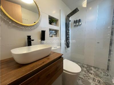 Apartamento de 3 alcobas en venta en Loma Del Escobero, Envigado, 112 m² · foto 16 de 20