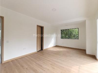 Casa de 5 alcobas en venta en V, Envigado · foto 5 de 20