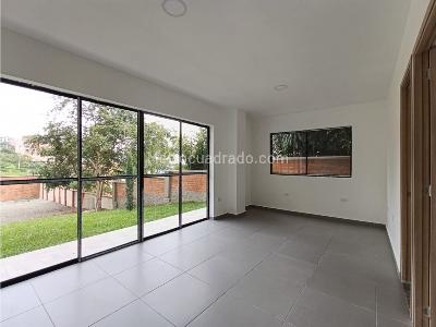 Casa de 5 alcobas en venta en V, Envigado · foto 9 de 20