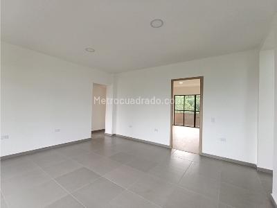 Casa de 5 alcobas en venta en V, Envigado · foto 15 de 20