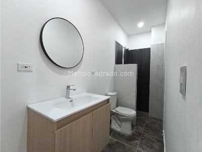 Casa de 5 alcobas en venta en V, Envigado · foto 18 de 20