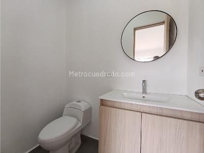 Casa de 5 alcobas en venta en V, Envigado · foto 19 de 20