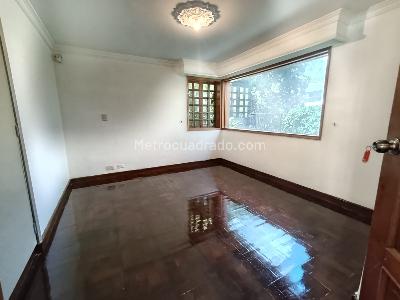 Casa de 5 alcobas en arriendo en Provenza, Medellín, 1000 m² · foto 17 de 20