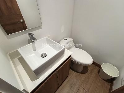 Apartamento de 1 alcoba en arriendo en Ciudad Del Rio, Medellín, 53 m² · foto 4 de 18