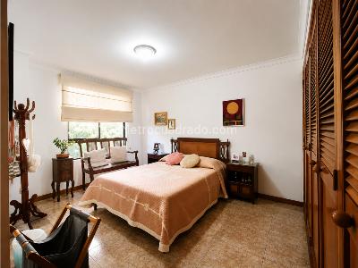 Apartamento de 3 alcobas en venta en Los Balsos N 1, Medellín, 193 m² · foto 11 de 19