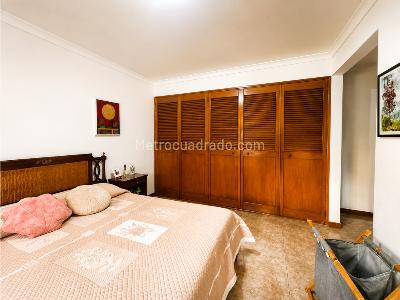 Apartamento de 3 alcobas en venta en Los Balsos N 1, Medellín, 193 m² · foto 12 de 19