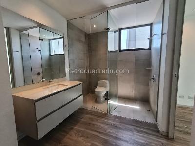 Apartamento de 1 alcoba en arriendo en Los Balsos, Medellín, 77 m² · foto 17 de 20