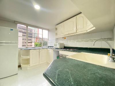 Apartamento de 3 alcobas en arriendo en Loma De Los Parra, Medellín, 180 m² · foto 7 de 11