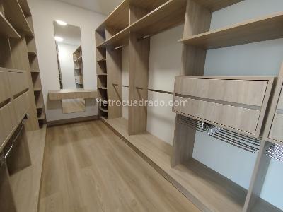 Apartamento de 3 alcobas en arriendo en Llano Grande, Rionegro, 290 m² · foto 5 de 19
