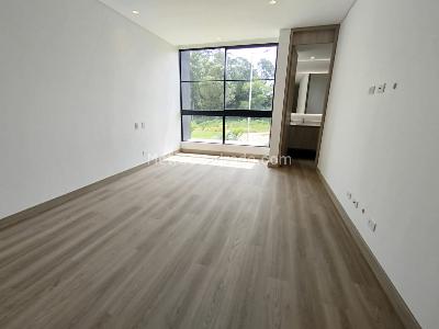 Apartamento de 3 alcobas en arriendo en Llano Grande, Rionegro, 290 m² · foto 9 de 19