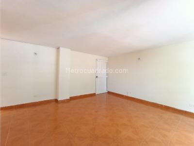 Apartamento de 3 alcobas en venta en Bombona, Medellín, 97 m² · foto 3 de 11