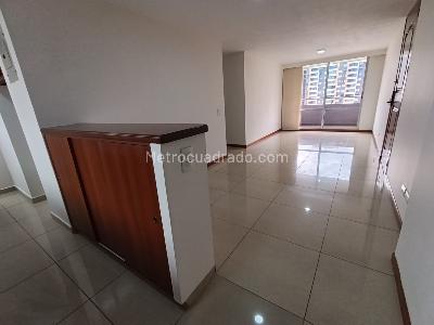Apartamento de 3 alcobas en arriendo en Los Colores, Medellín, 94 m² · foto 5 de 24