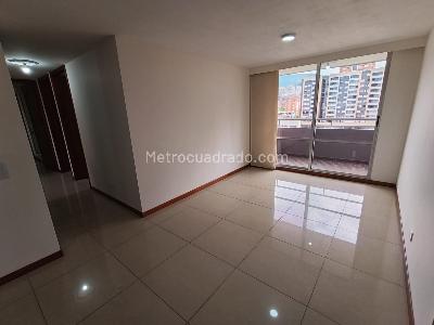 Apartamento de 3 alcobas en arriendo en Los Colores, Medellín, 94 m² · foto 8 de 24