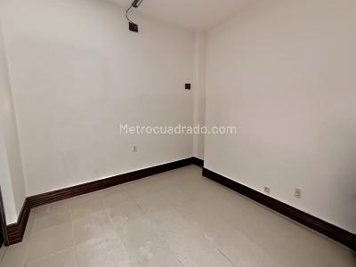 Casa de 4 alcobas en arriendo en La Castellana, Medellín, 330 m² · foto 15 de 20
