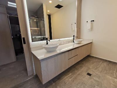Casa de 4 alcobas en arriendo en La Castellana, Medellín, 330 m² · foto 18 de 20