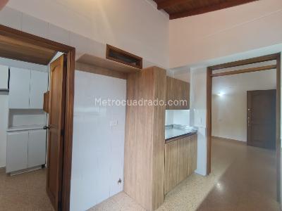 Apartamento de 3 alcobas en arriendo en Conquistadores, Medellín, 175 m² · foto 7 de 20