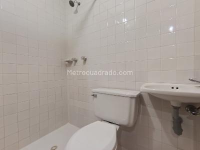 Apartamento de 3 alcobas en arriendo en Conquistadores, Medellín, 175 m² · foto 9 de 20